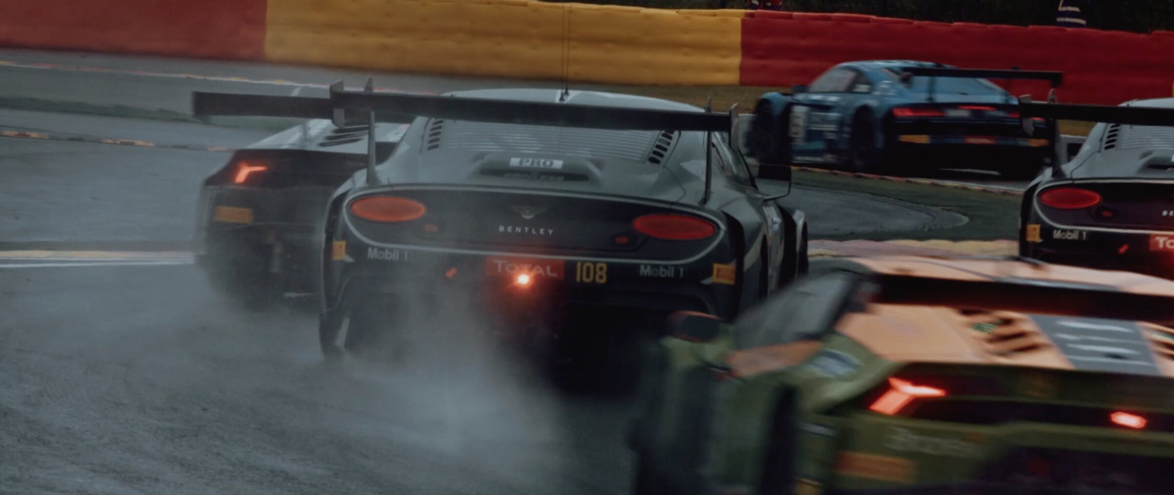 Bentley Continental GT3 pack, tyre spray in the wet